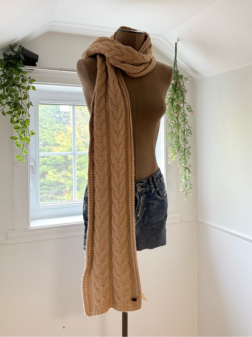 Neutral Tan Cable-Knit Scarf - Brand Unknown